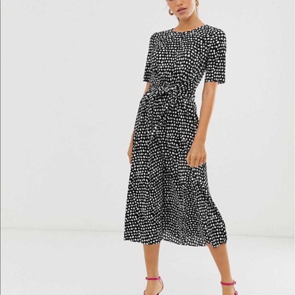 ASOS DESIGN midi tie waist plisse dress sz 8 NWT